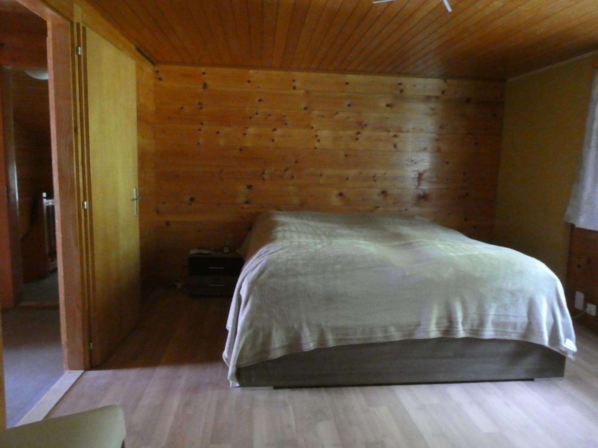 Apartamento Haus Zur Erholung Stalden Exterior foto