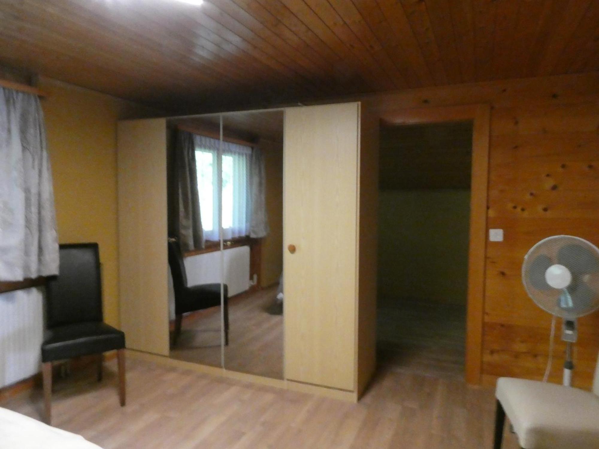 Apartamento Haus Zur Erholung Stalden Exterior foto